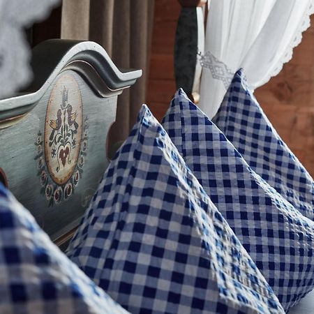 Nostalgie Bed & Breakfast Chraemerhus Curaglia Esterno foto