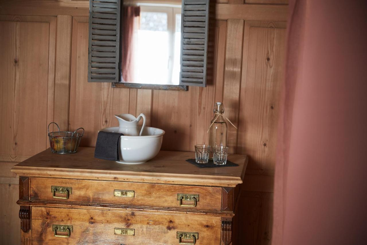 Nostalgie Bed & Breakfast Chraemerhus Curaglia Esterno foto