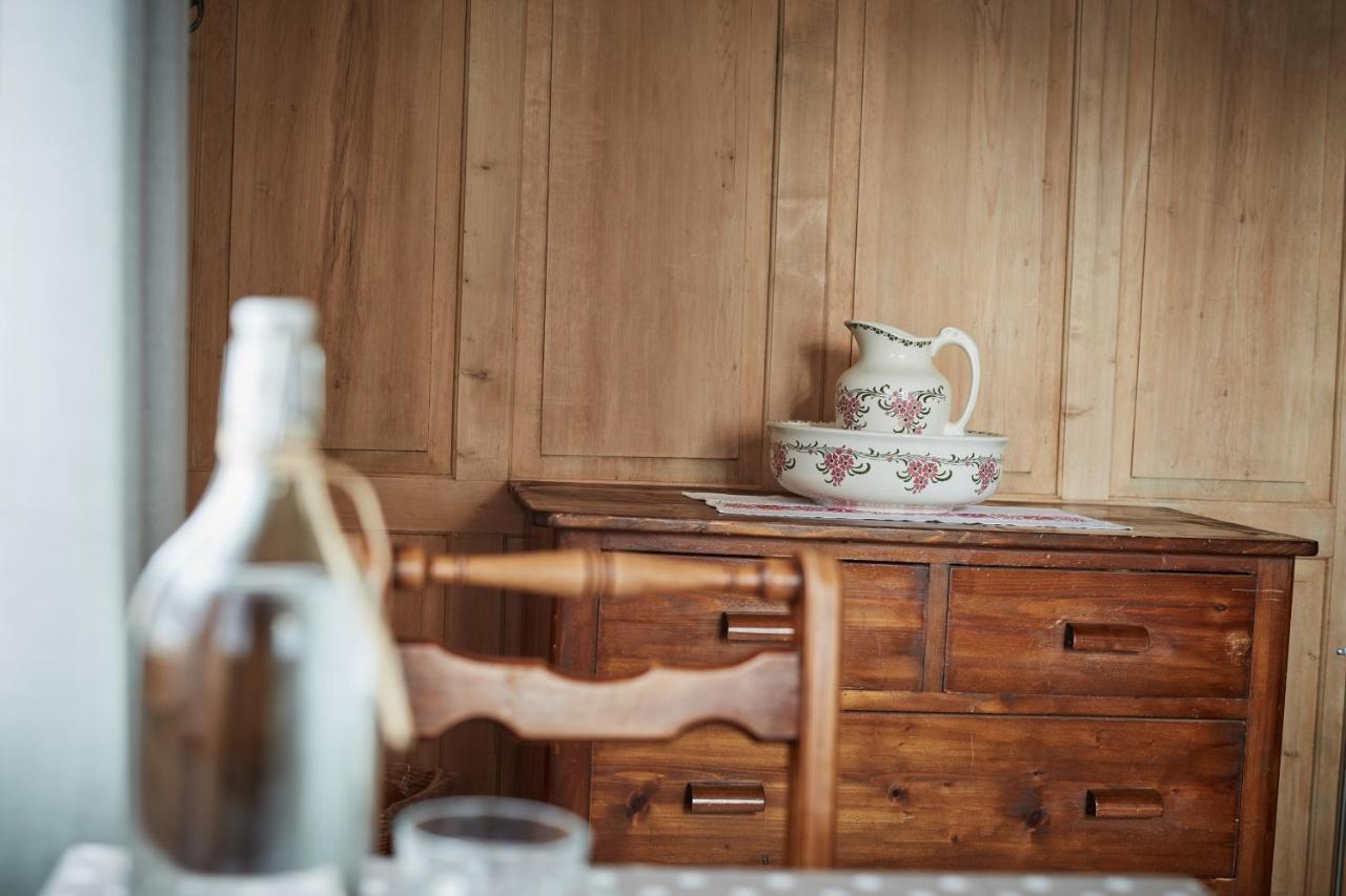 Nostalgie Bed & Breakfast Chraemerhus Curaglia Esterno foto